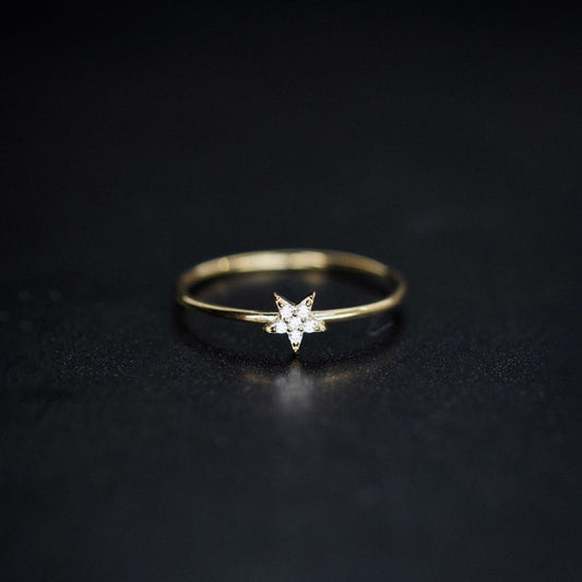 Star Line Diamond Gold Ring