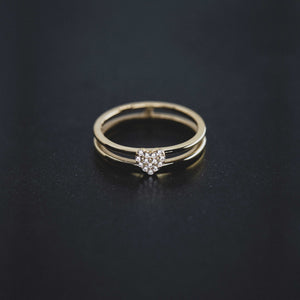 
          
          Load image into Gallery viewer, Heart Diamond Gold Ring
          
          