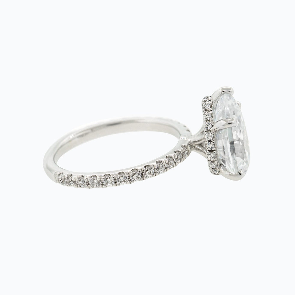 
          
          Load image into Gallery viewer, 0.94ct Verania Moissanite Pear Pave Diamonds 18k White Gold Ring
          
          