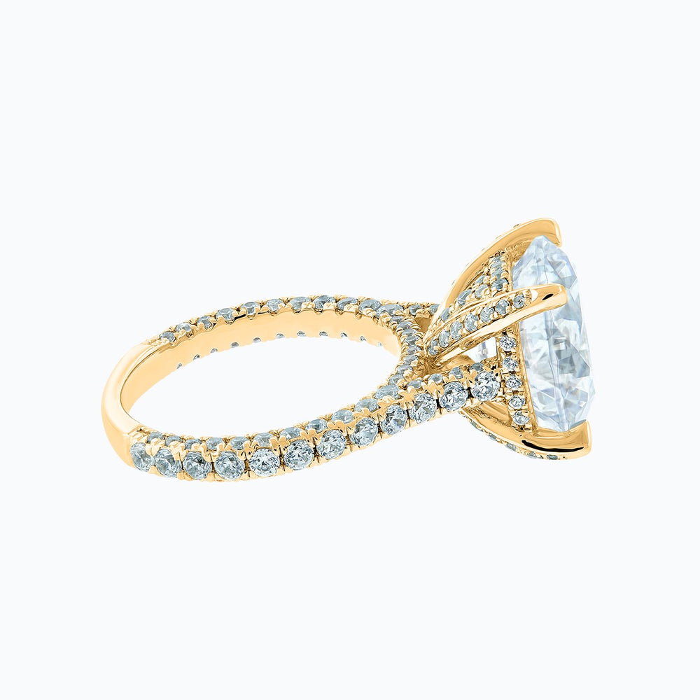 
          
          Load image into Gallery viewer, Noosa Round Pave Diamonds Ring 18K Yellow Gold
          
          