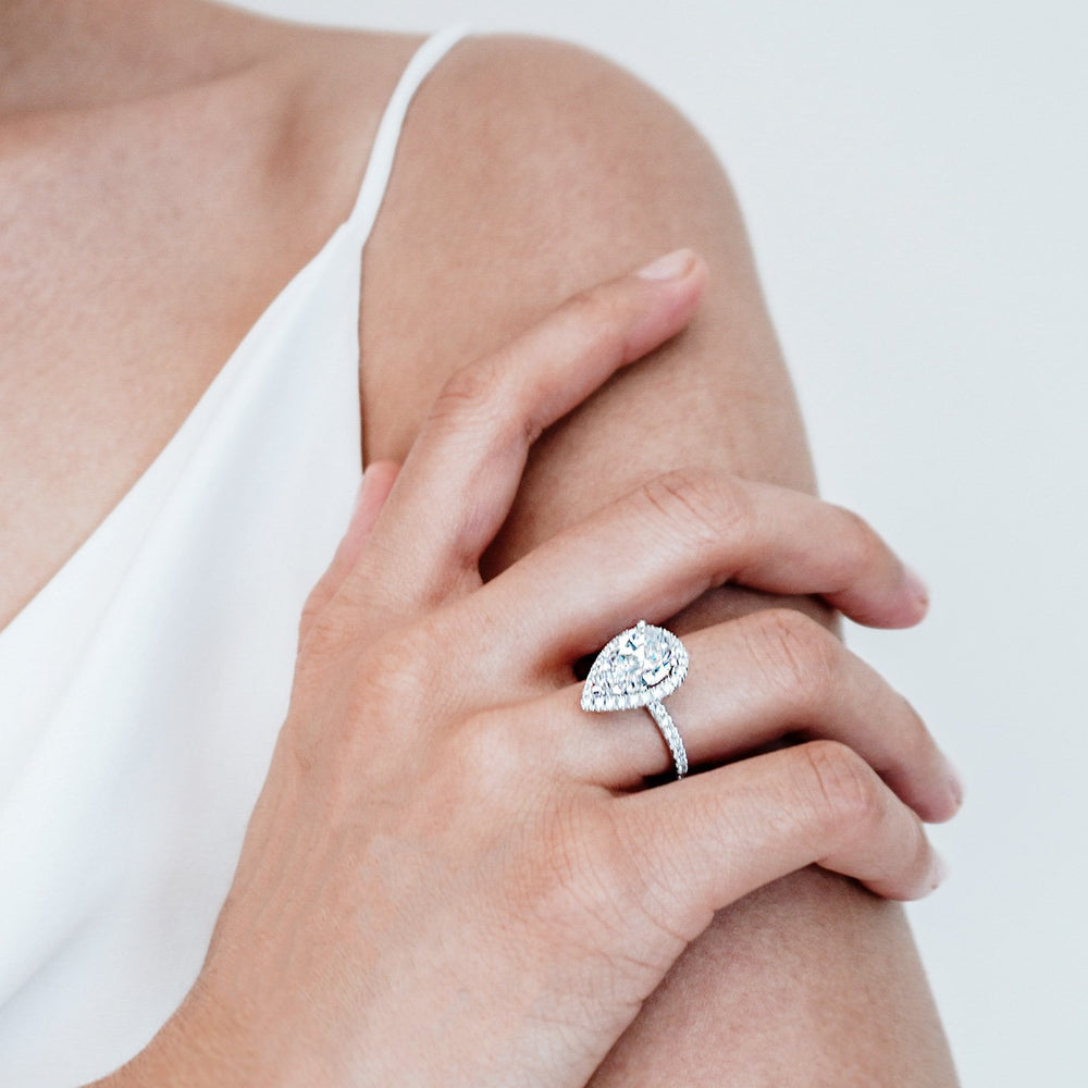 
          
          Load image into Gallery viewer, Netta Lab Created Diamond Pear Halo Pave Diamonds Platinum Ring
          
          