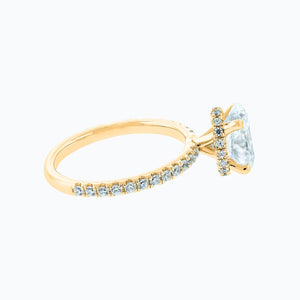 
          
          Load image into Gallery viewer, Alessia Moissanite Oval Pave Diamonds Yellow Gold Ring
          
          